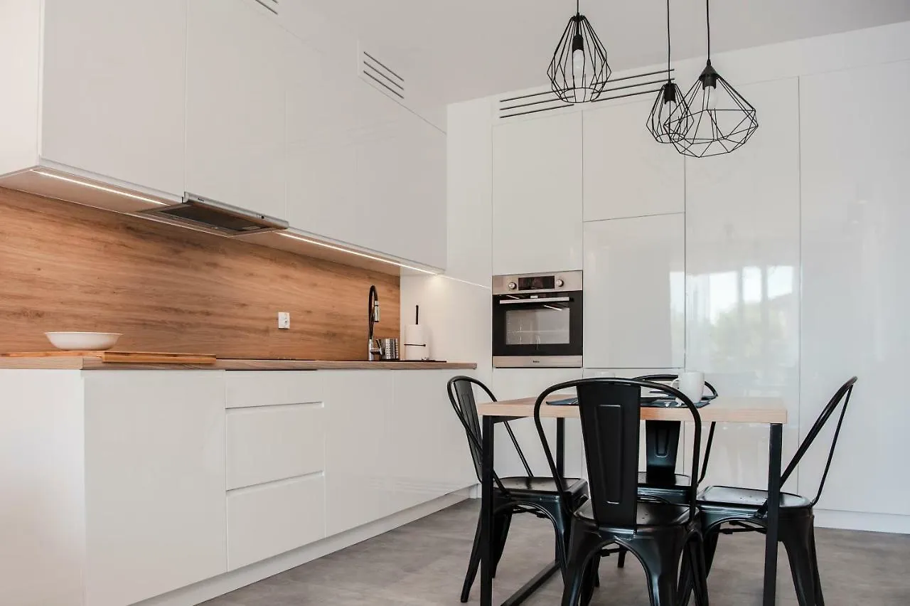 Unique 3City Apartments - Grey Apartment Gdansk Poland