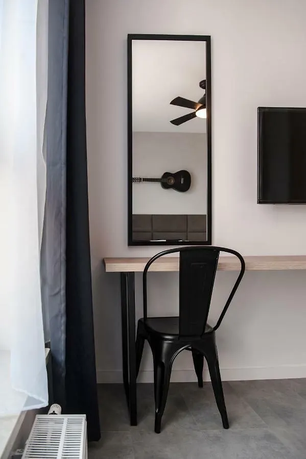 Unique 3City Apartments - Grey Apartment Gdansk